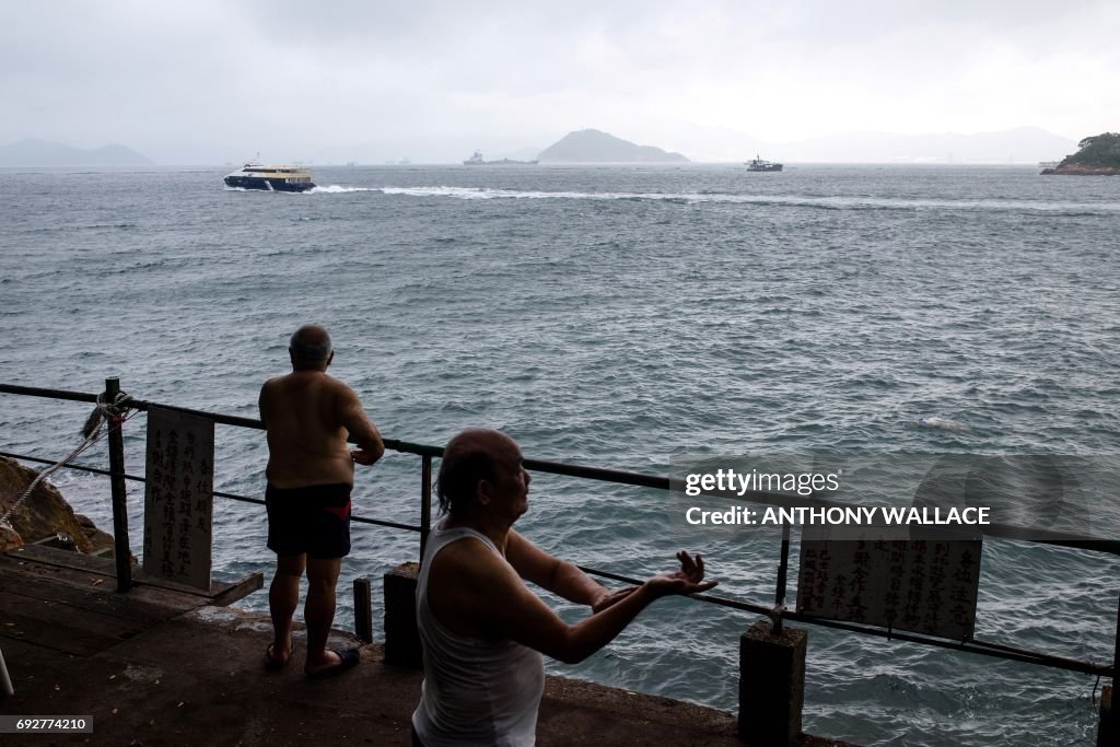 HONG KONG-SWIM-LIFESTYLE-ENVIRONMENT-HEALTH