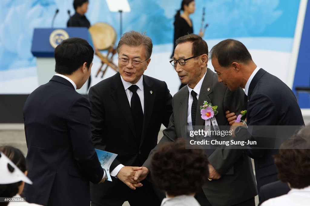 South Korea Commemorates 62nd Memorial Day