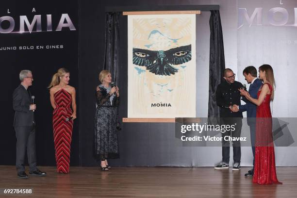 Film director Alex Kurtzman, Annabelle Wallis, Sofia Boutella, Ricardo Garcia "Kraken", Tom Cruise attend the unveiling of an art poster inspired by...