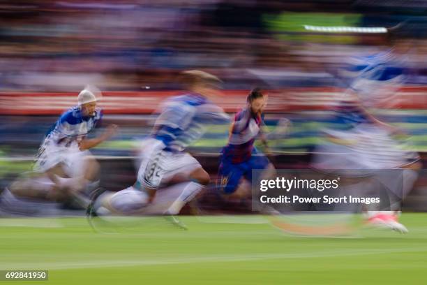 Lionel Andres Messi of FC Barcelona in action during the Copa Del Rey Final between FC Barcelona and Deportivo Alaves at Vicente Calderon Stadium on...