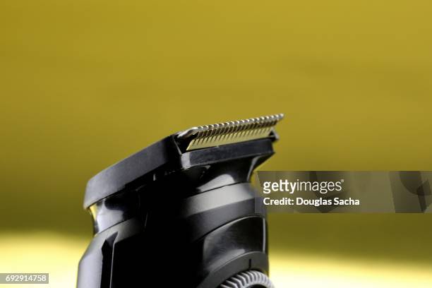 grooming hair clippers - electric razor stock pictures, royalty-free photos & images