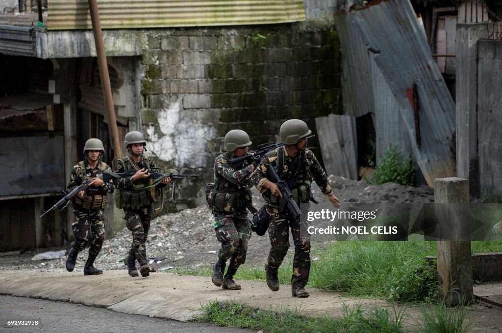 PHILIPPINES-UNREST-MILITARY-CONFLICT