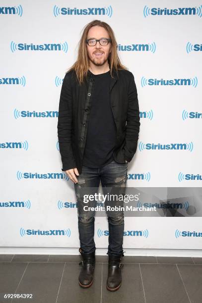 Tim Minchin visits at SiriusXM Studios on June 6, 2017 in New York City.