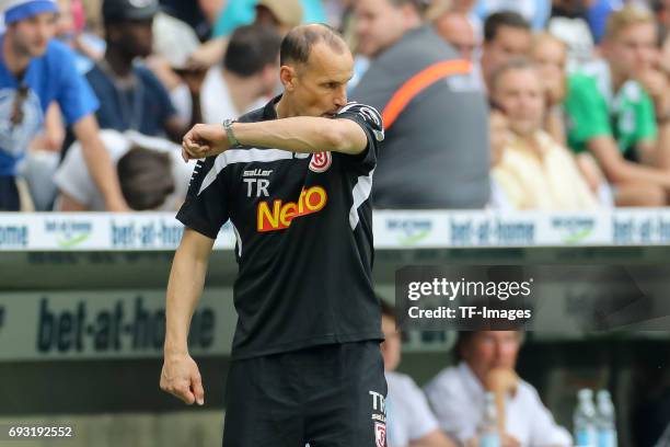 Head coach Heiko Herrlich of Jahn Regensburg gestures during the Second Bundesliga Playoff second leg match between TSV 1860 Muenchen and Jahn...