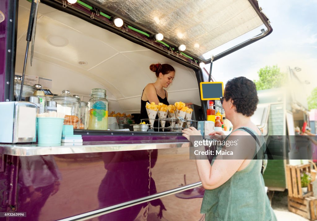 Customer on the food truck