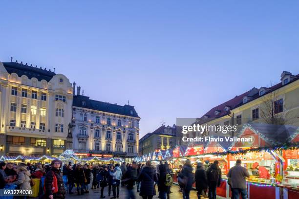 bratislava at christmas, the hlavné námestie (main square)-slovakia - slovacchia stock pictures, royalty-free photos & images