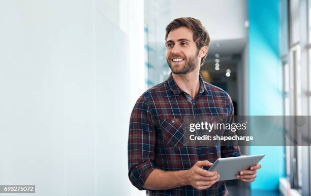 nästa bästa triumf kan vara runt hörnet - business man contemplating bildbanksfoton och bilder