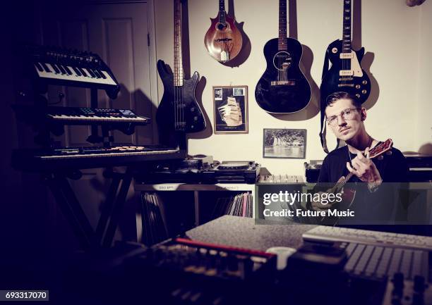 Archie Hurst 6,914 Crossed Legs Jeans Stock Photos, High-Res Pictures, and Images ...