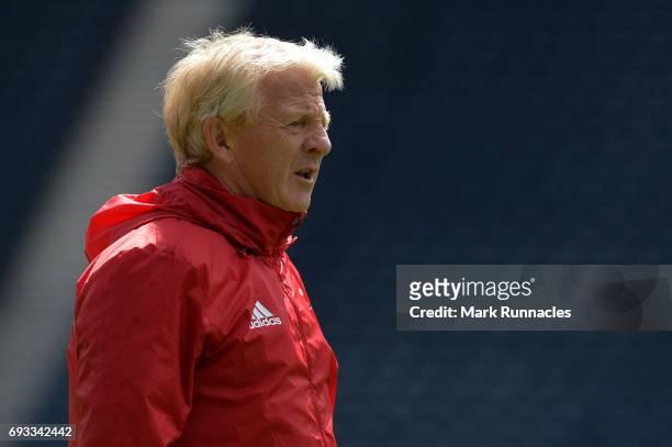 Gordon Strachan the manager of Scotland looks on during the Scotland training session at Hampden Park on June 7, 2017 in Glasgow, Scotland.