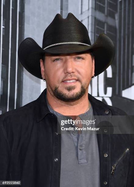 Singer-songwriter Jason Aldean attends the 2017 CMT Music Awards at the Music City Center on June 7, 2017 in Nashville, Tennessee.