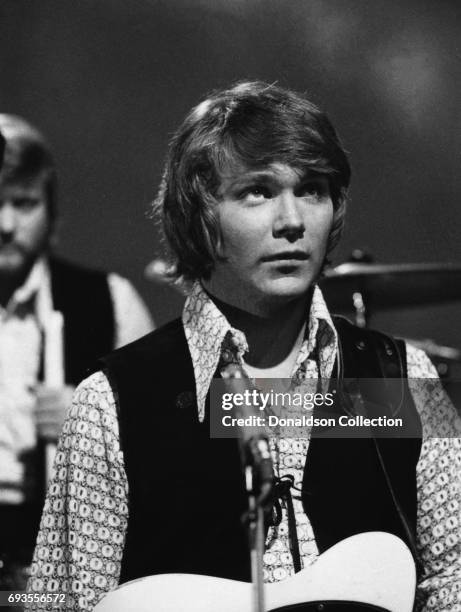 Terry Williams of Kenny Rogers and the First Edition performs on "This Is Tom Jones" TV show in circa 1970 in Los Angeles, California .