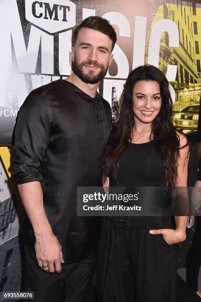76 Sam Hunt Hannah Lee Fowler Photos and Premium High Res Pictures - Getty  Images