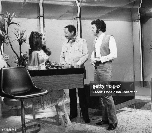 Bobbie Gentry, Billy Eckstine and Tom Jones performs on "This Is Tom Jones" TV show in circa 1970 in Los Angeles, California .