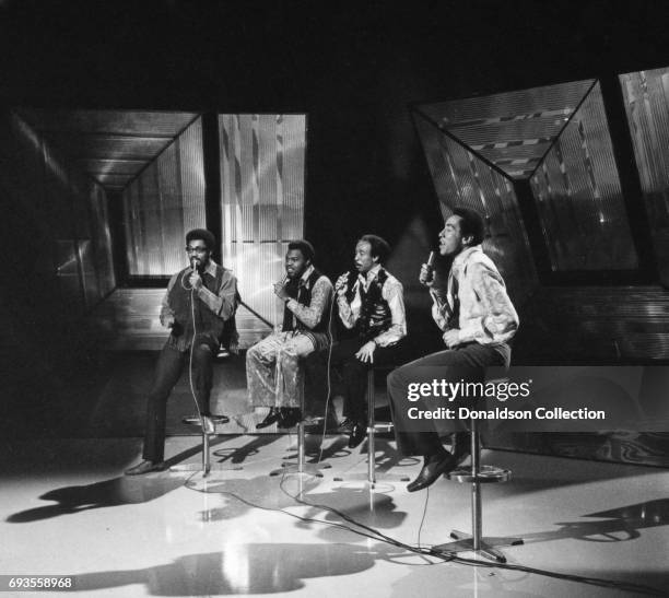 Pete Moore, Bobby Rogers, Ronnie White and Smokey of Smokey Robinson and the Mircales performs on "This Is Tom Jones" TV show in circa 1970 in Los...