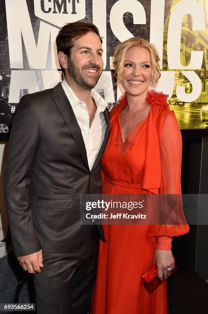 Josh Kelley and Katherine Heigl attend the 2017 CMT Music Awards at the Music City Center on June 7, 2017 in Nashville, Tennessee.