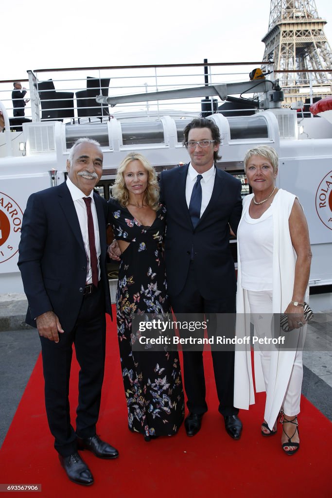 Mansour Bahrami's Dinner In Paris