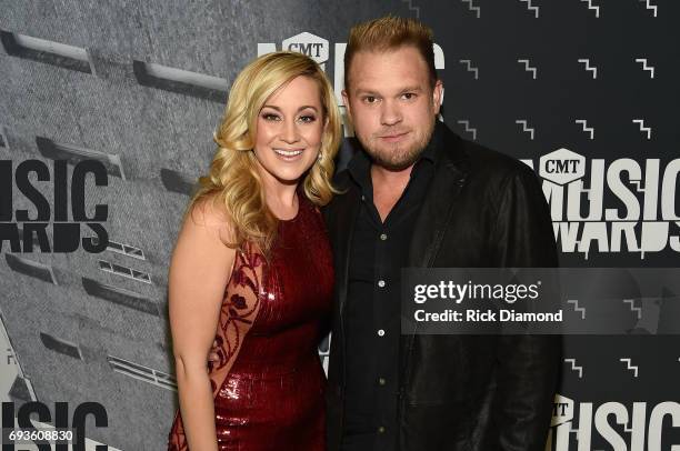 Kellie Pickler and Kyle Jacobs attend the 2017 CMT Music awards at the Music City Center on June 7, 2017 in Nashville, Tennessee.