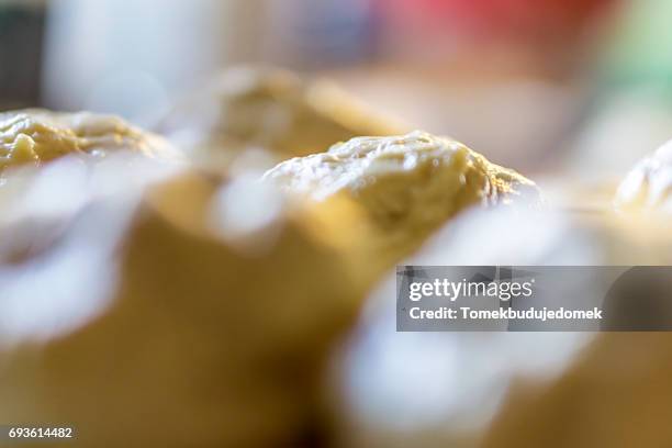 yeast dough - bildhintergrund stock pictures, royalty-free photos & images