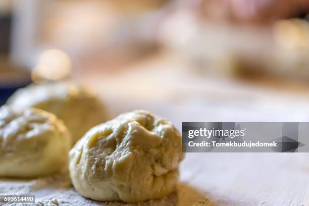 yeast dough - teig stock pictures, royalty-free photos & images