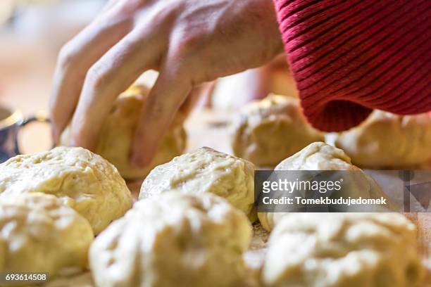 yeast dough - speisen 個照片及圖片檔