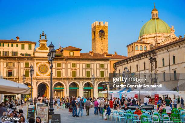 town hall at brescia. - gonzalo caballero fotografías e imágenes de stock