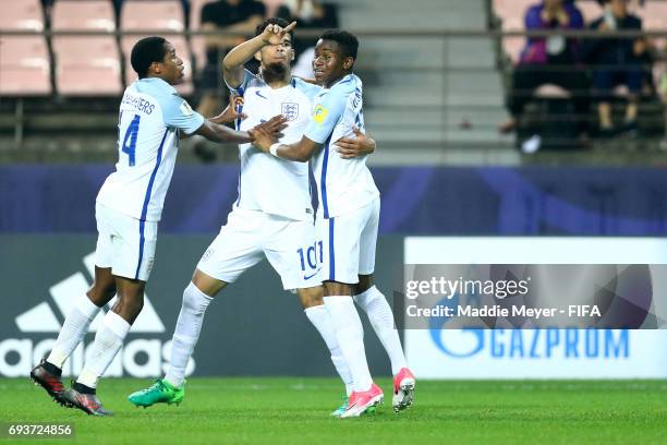 Dominic Solanke of England celebrates with Kyle Walker-Peters and Harry Chapman after scoring a goalduring the FIFA U-20 World Cup Korea Republic...