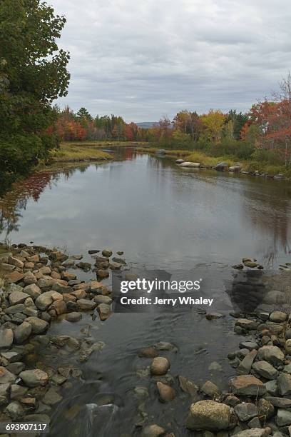 thompson bay inlet, mount desert island, maine - jerry whaley - fotografias e filmes do acervo