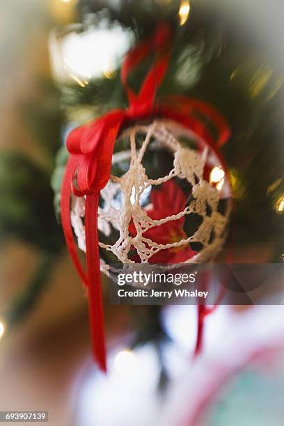 abstract christmas decoration - jerry whaley 個照片及圖片檔