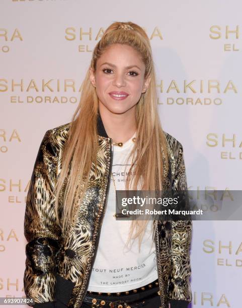 Shakira 2017 Photos and Premium High Res Pictures - Getty Images