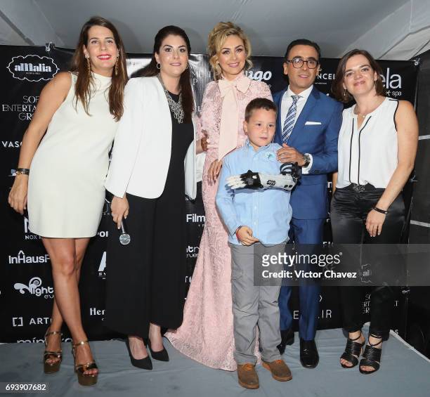 Aracely Arambula and Adal Ramones attend the "Mano A Mano" exposition on June 7, 2017 in Mexico City, Mexico. The objective of this exhibition is to...