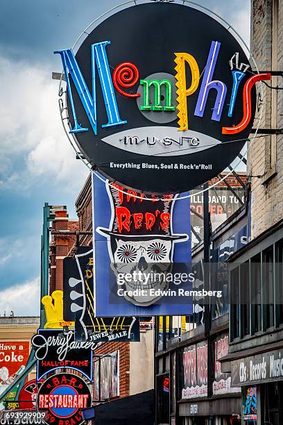beale signs - memphis tennessee stock-fotos und bilder