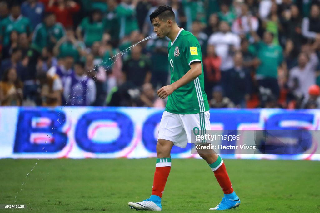 Mexico v Honduras - FIFA 2018 World Cup Qualifiers