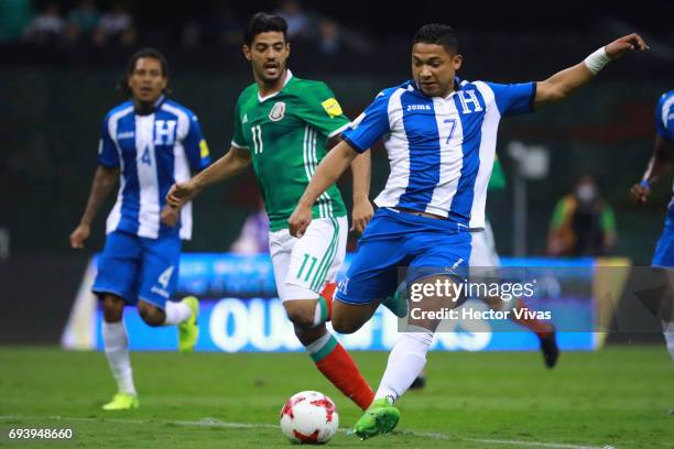 Emilio Izaguirre of Honduras takes a shot during the match between Mexico and Honduras as part of the FIFA 2018 World Cup Qualifiers at Azteca...