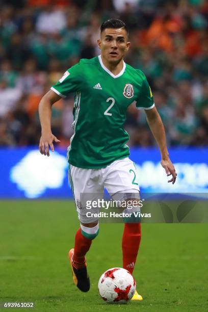 Luis Ricardo Reyes of Mexico drives the ball during the match between Mexico and Honduras as part of the FIFA 2018 World Cup Qualifiers at Azteca...