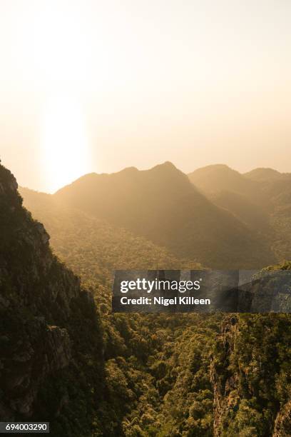 langkawi sunset, malaysia - langkawi stock-fotos und bilder