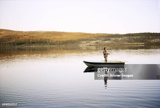 man fishing - fishing ストックフォトと画像