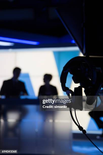 television studio - news room stock-fotos und bilder