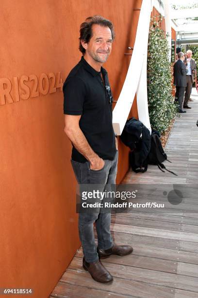 Actor Stephane De Groodt attends the 2017 French Tennis Open - Day Thirteen at Roland Garros on June 9, 2017 in Paris, France.