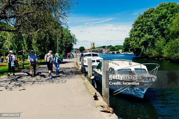walking by the river thames at henley, england - henley on thames stock pictures, royalty-free photos & images