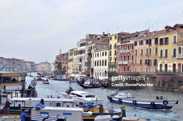 the great channel - veneza stock pictures, royalty-free photos & images