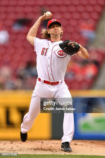 Bronson Arroyo of the Cincinnati Reds pitches against the St. Louis Cardinals at Great American Ball Park on June 7, 2017 in Cincinnati, Ohio.