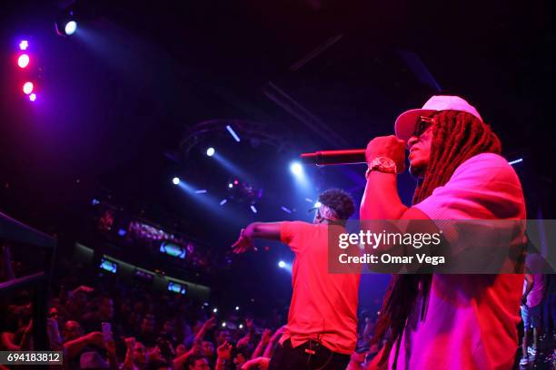 Puerto Rican singer Tego Calderon performs during a show as part of the tour 'El que sabe, sabe' at Medusa nightclub on June 08, 2017 in Dallas,...