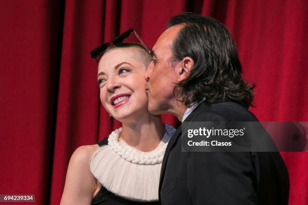 Mexican actors Edith Gonzalez and Luis Felipe Tovar pose during the press conference to announce the play 'Un Dia Particular' at San Jeronimo Theater...