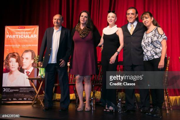 Mexican actors Claudia Rios, Edith Gonzalez, Luis Felipe Tovar, Brisa Rossel and Enrique Vega pose during the press conference to announce the play...