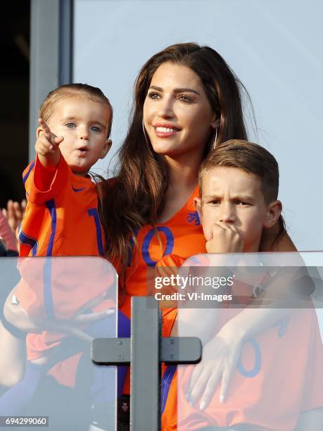 Xess Xava Sneijder, Yolanthe Sneijder-Cabau, Jessey Sneijder,during the FIFA World Cup 2018 qualifying match between The Netherlands and Luxembourg...