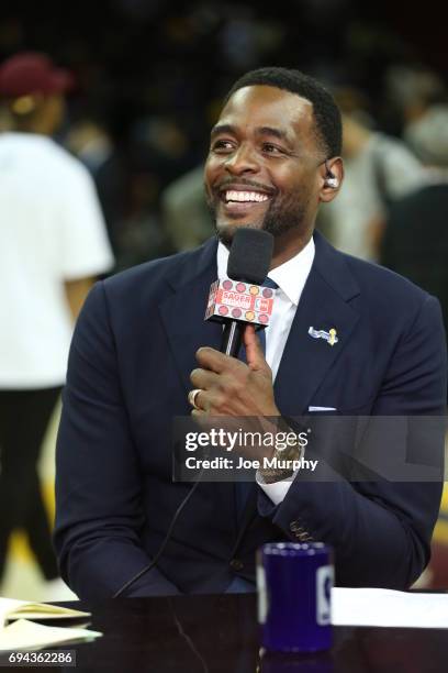 Nba Interview Shaquille Oneal Cavaliers Photos and Premium High Res Pictures - Getty ...