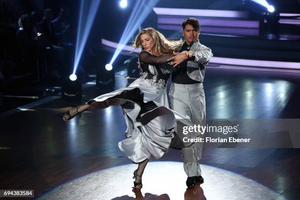 Anni Friesinger-Postma and Erich Klann perform on stage during the final show of the tenth season of the television competition 'Let's Dance' on June...