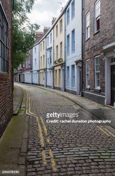 old hull - kingston upon hull stock pictures, royalty-free photos & images