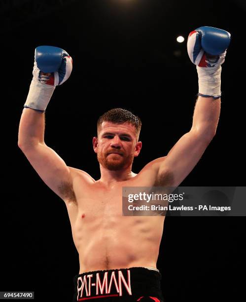 Paddy Boxing Paddy Gallagher (Boxer) Photos and Premium High Res Pictures - Getty Images