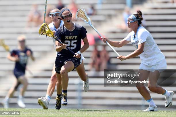Carlu Reed Carly Reed Photos and Premium High Res Pictures - Getty Images